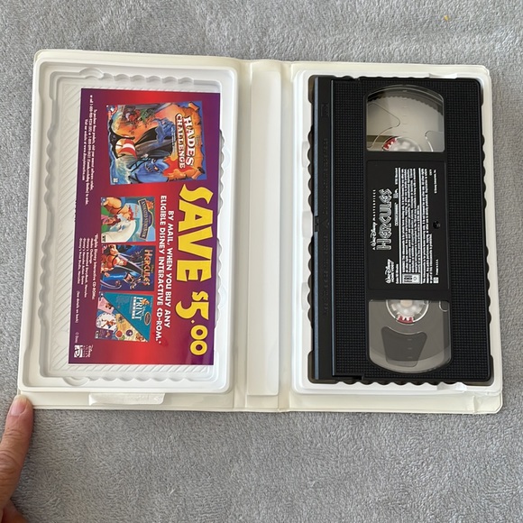 Walt Disney’s Hercules VHS Masterpiece Collection. - Picture 2 of 6